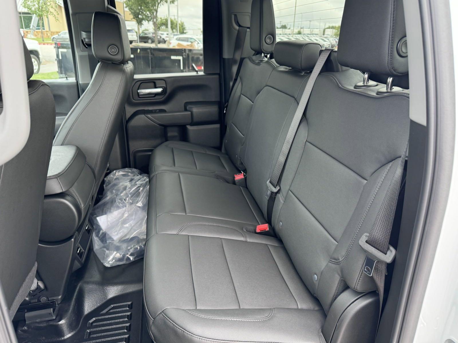 2025 Chevrolet Silverado 3500 HD Vehicle Photo in GEORGETOWN, TX 78626-7508