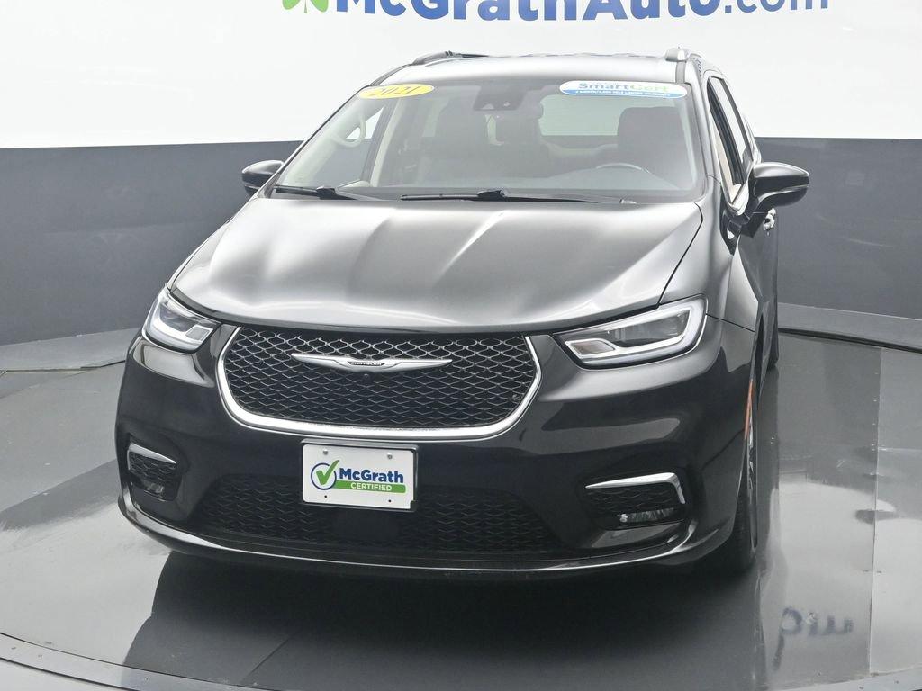 2021 Chrysler Pacifica Vehicle Photo in Cedar Rapids, IA 52402