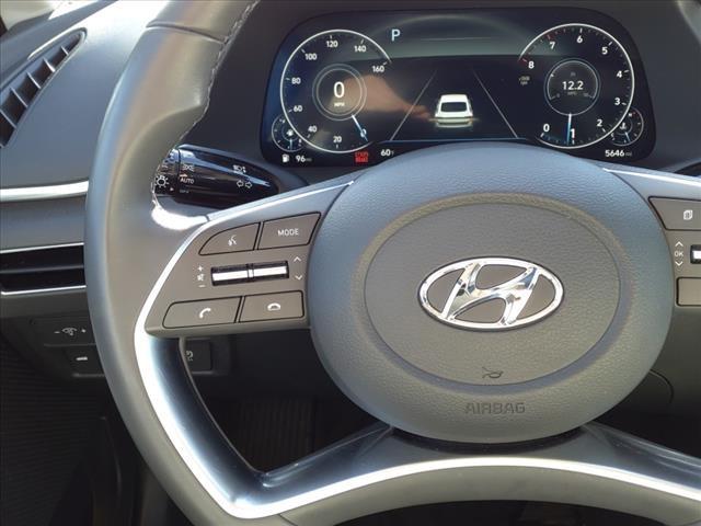 2023 Hyundai SONATA Vehicle Photo in Peoria, IL 61615