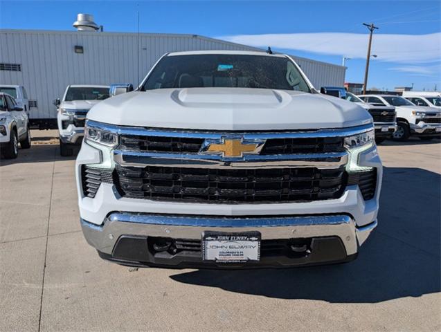 2025 Chevrolet Silverado 1500 Vehicle Photo in ENGLEWOOD, CO 80113-6708