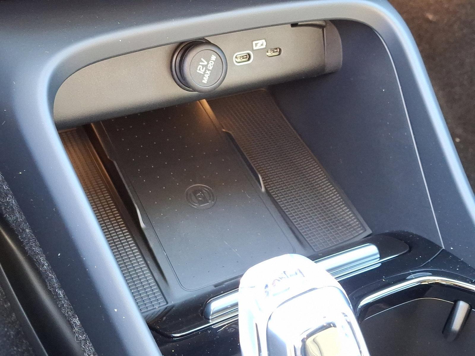 2025 Volvo XC40 Vehicle Photo in Trevose, PA 19053