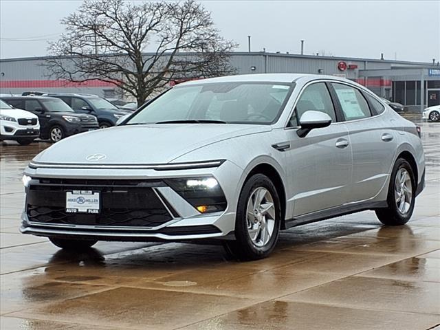 2025 Hyundai SONATA Vehicle Photo in Peoria, IL 61615