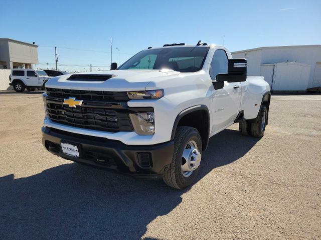 2025 Chevrolet Silverado 3500 HD Vehicle Photo in MIDLAND, TX 79703-7718