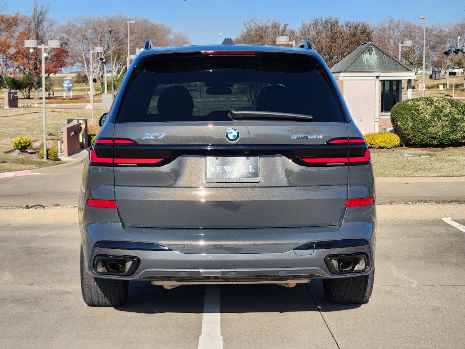 2024 BMW X7 xDrive40i Vehicle Photo in PLANO, TX 75024