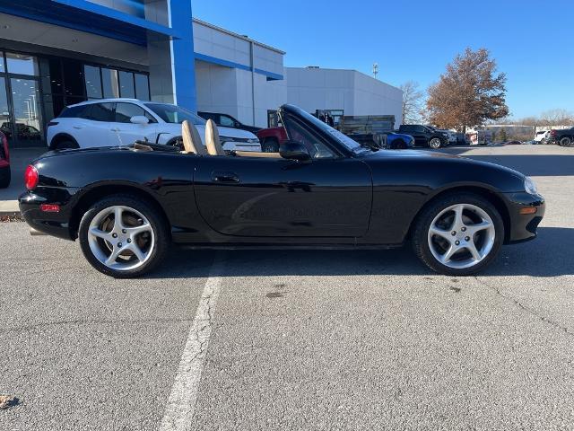 Used 2002 Mazda Miata Cloth with VIN JM1NB353520223948 for sale in Olathe, KS