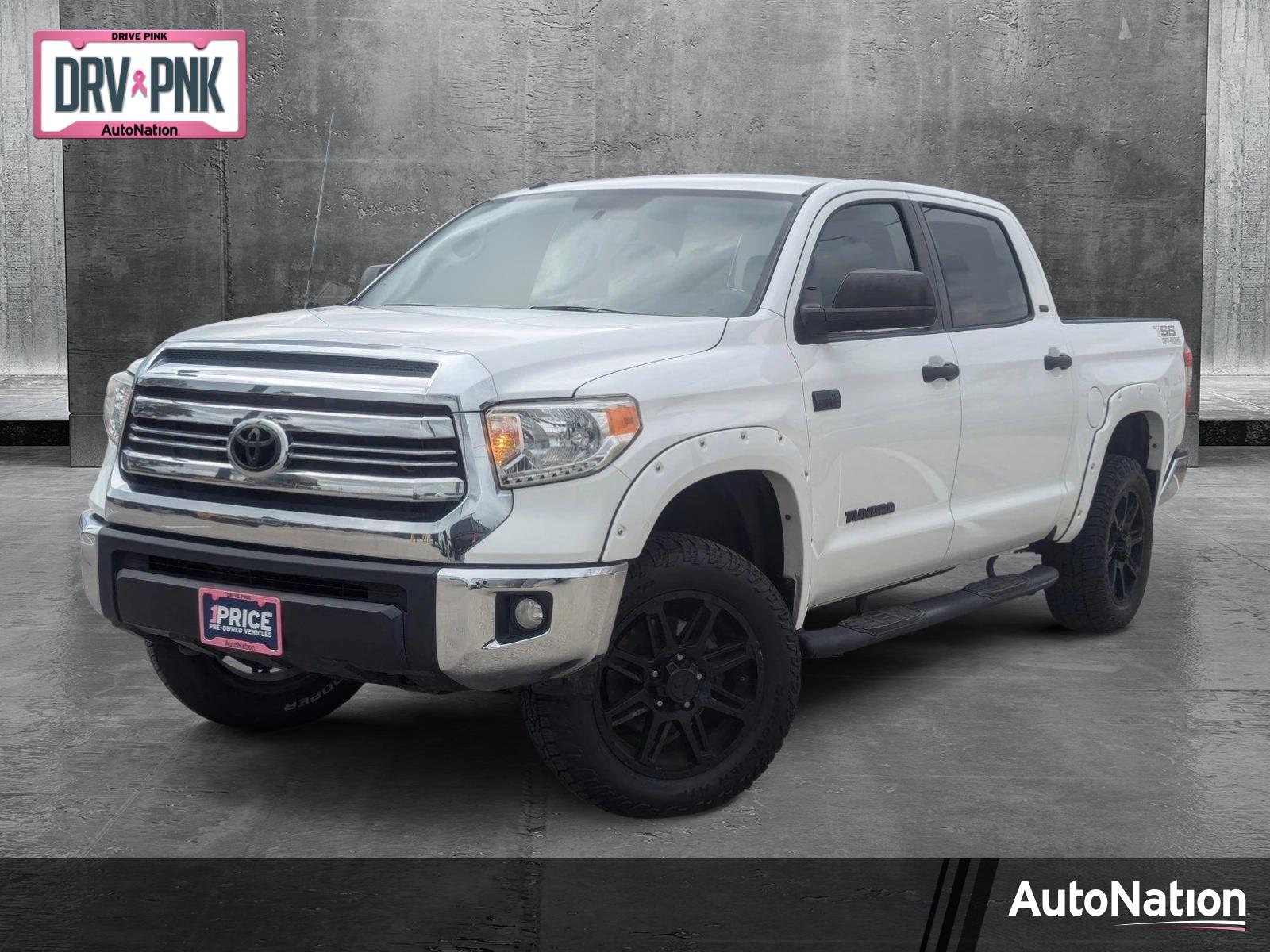 2017 Toyota Tundra 4WD Vehicle Photo in Corpus Christi, TX 78415