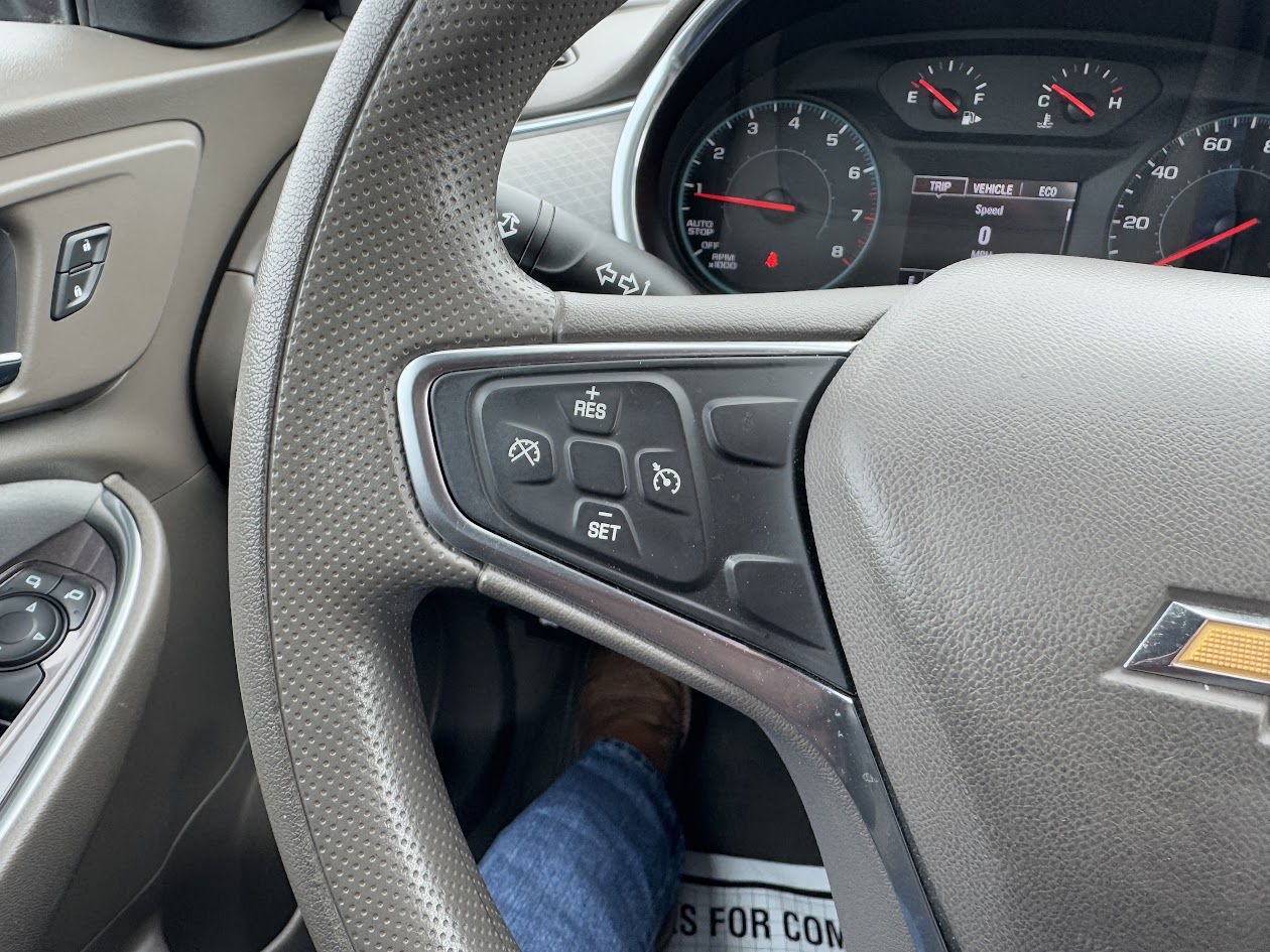 2019 Chevrolet Malibu Vehicle Photo in BOONVILLE, IN 47601-9633