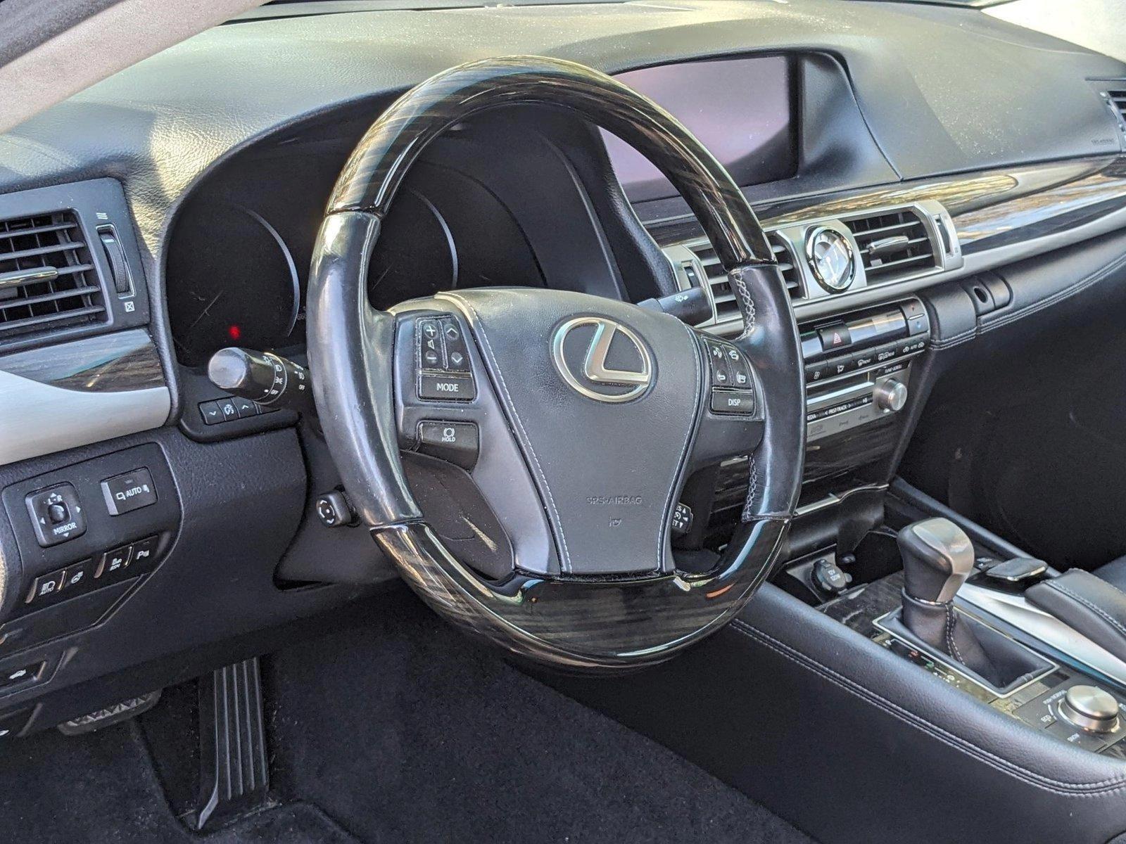 2014 Lexus LS 460 Vehicle Photo in Tampa, FL 33614