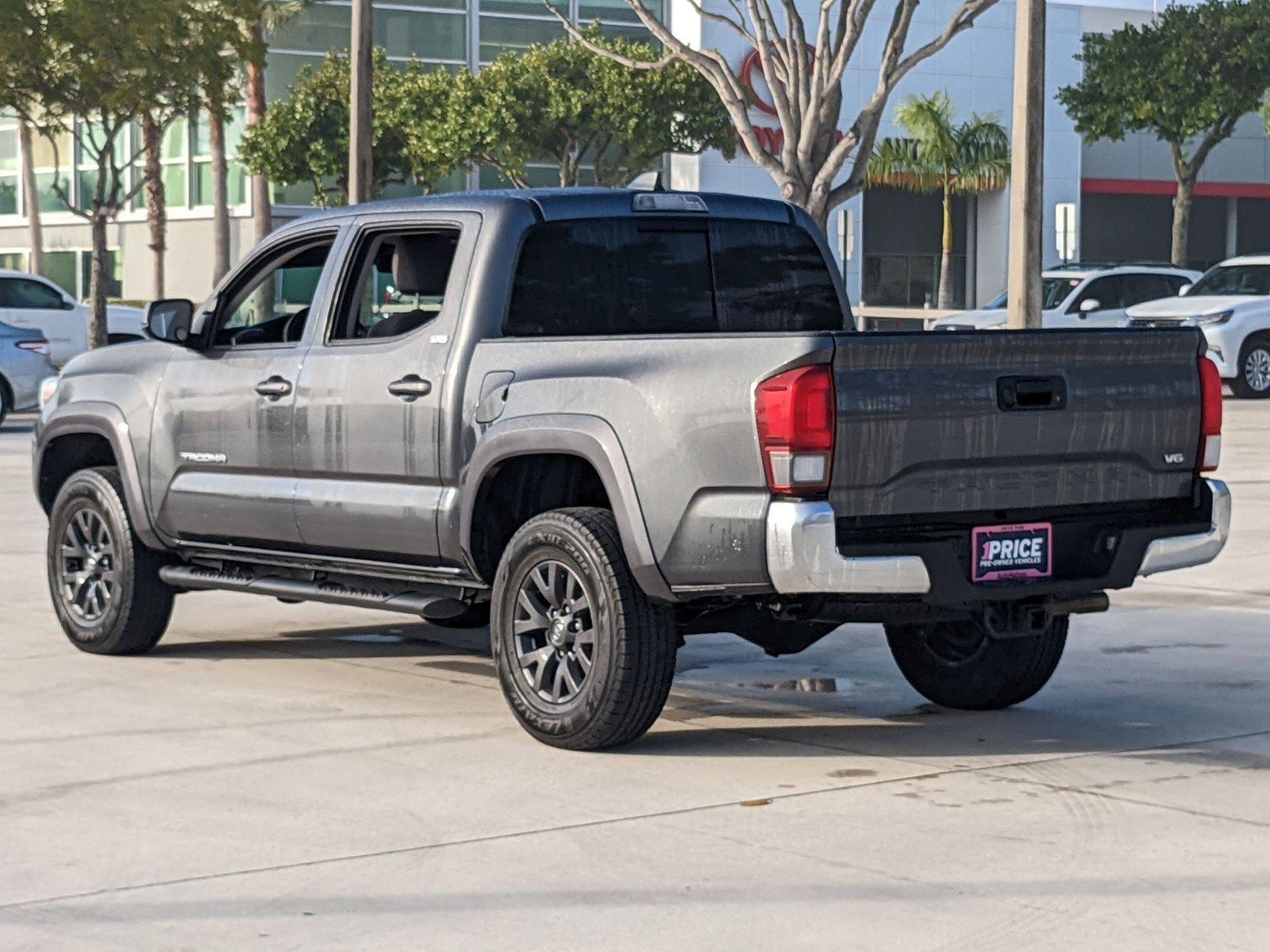 2021 Toyota Tacoma 2WD Vehicle Photo in Davie, FL 33331