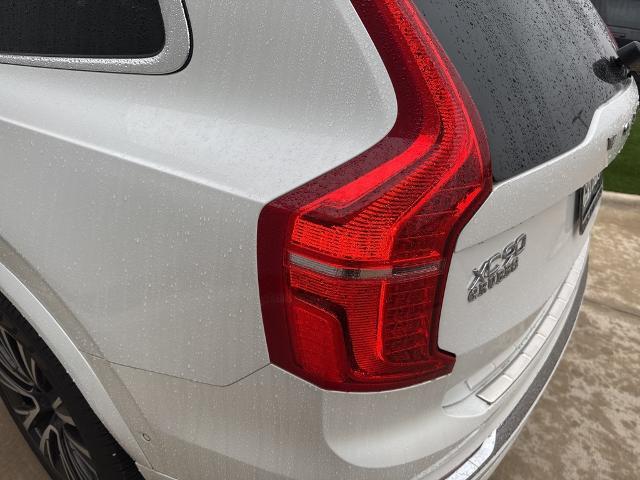 2025 Volvo XC90 Plug-In Hybrid Vehicle Photo in Grapevine, TX 76051