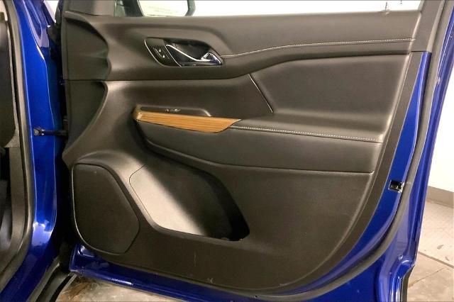 2023 GMC Acadia Vehicle Photo in Kansas City, MO 64114