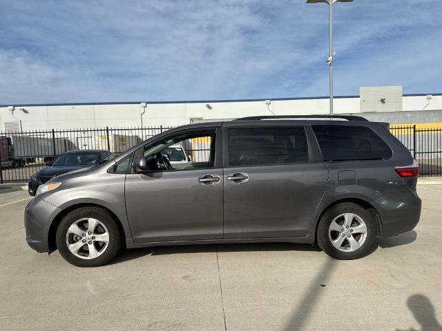 2015 Toyota Sienna Vehicle Photo in San Antonio, TX 78230