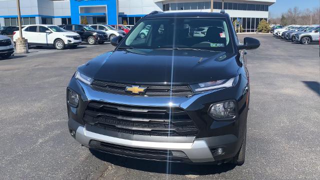 2022 Chevrolet Trailblazer Vehicle Photo in MOON TOWNSHIP, PA 15108-2571