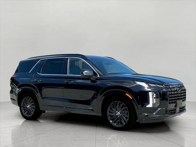 2025 Hyundai PALISADE Vehicle Photo in Green Bay, WI 54304