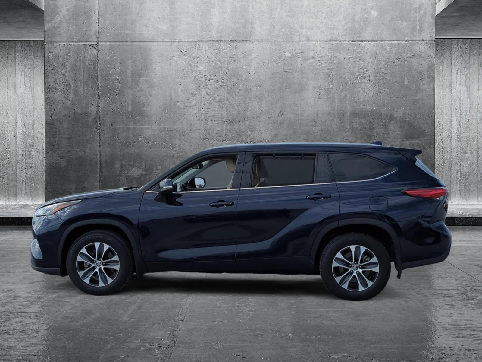 2020 Toyota Highlander Vehicle Photo in Ft. Myers, FL 33907