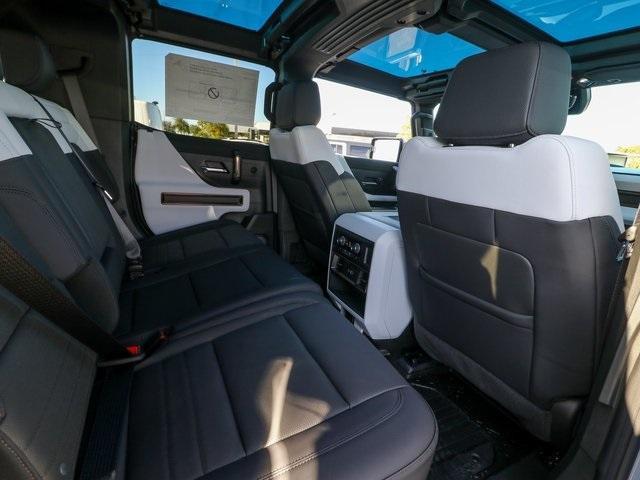 2024 GMC HUMMER EV SUV Vehicle Photo in HOMOSASSA, FL 34448-1461