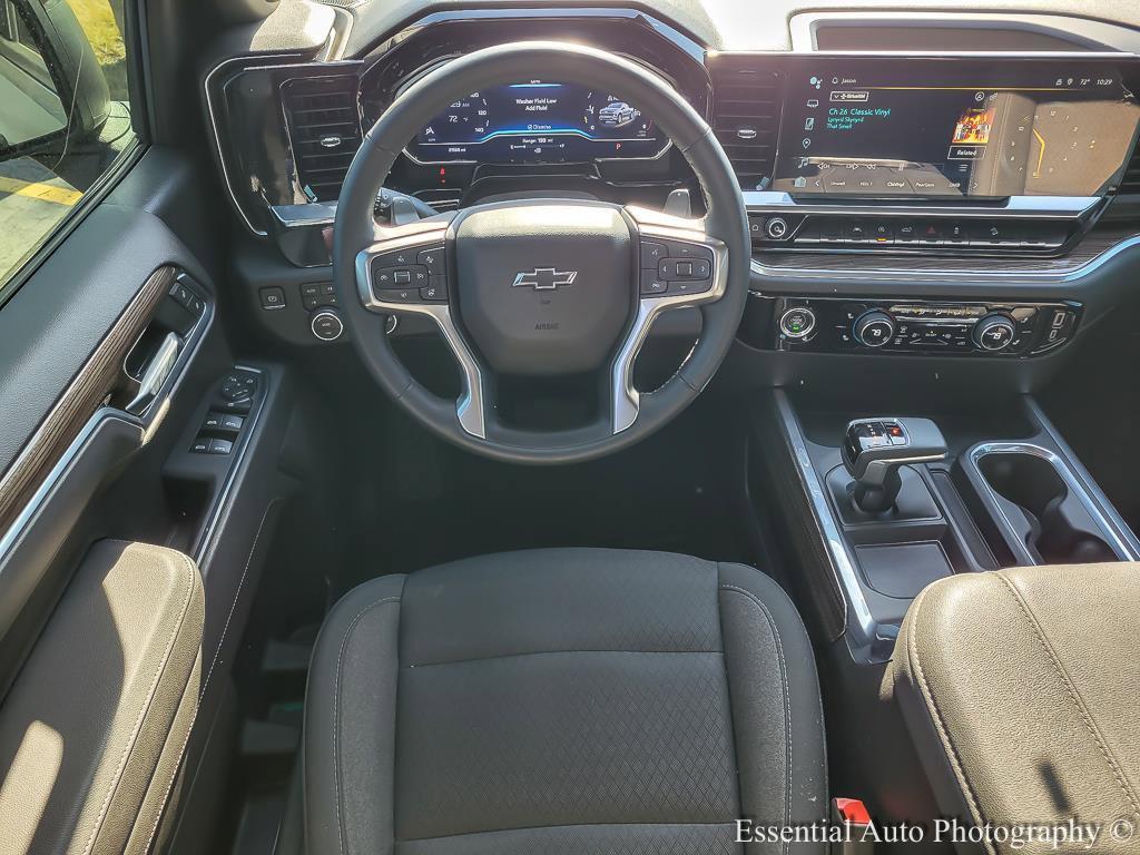 2023 Chevrolet Silverado 1500 Vehicle Photo in AURORA, IL 60503-9326