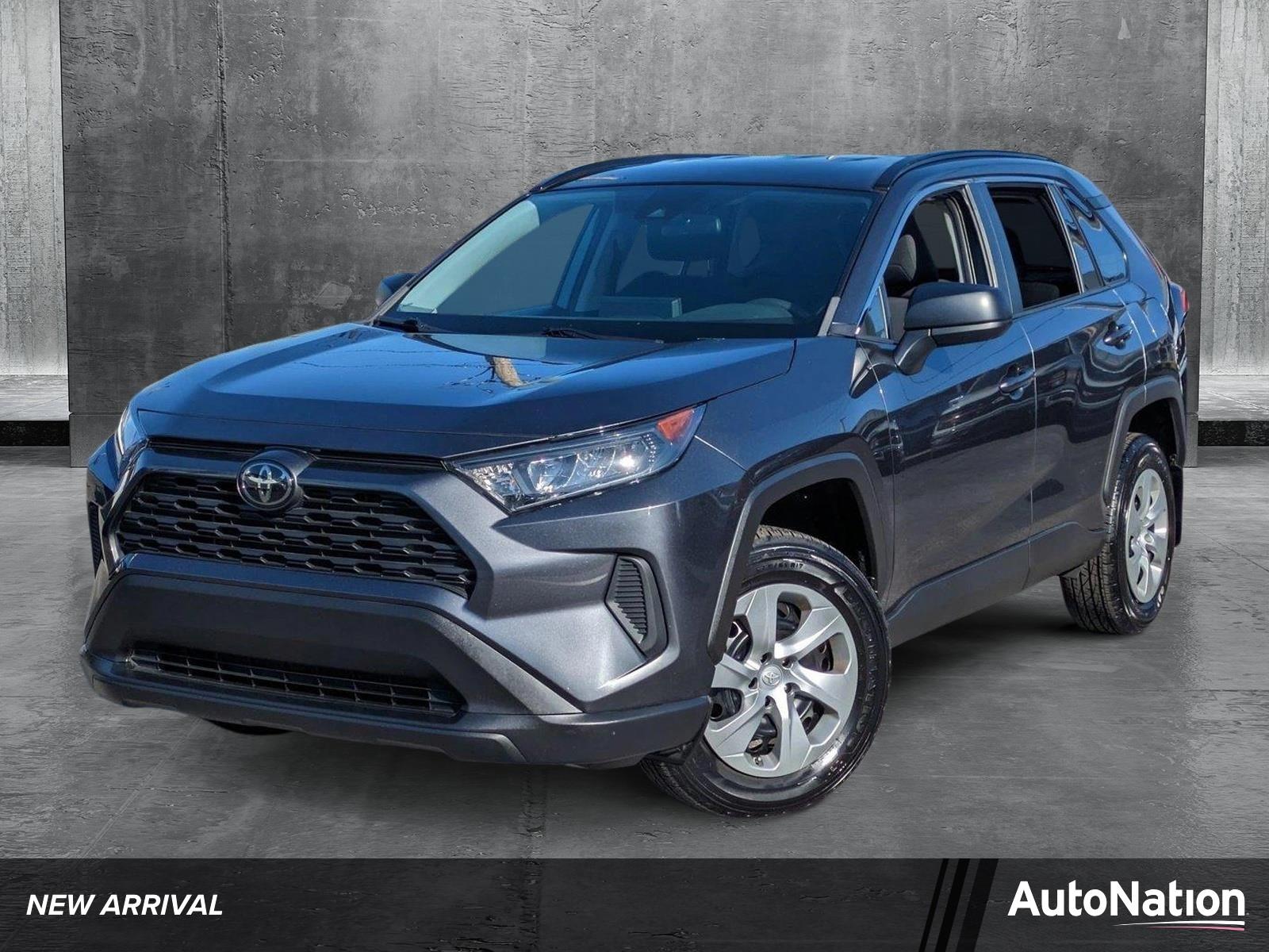 2020 Toyota RAV4 Vehicle Photo in Bradenton, FL 34207