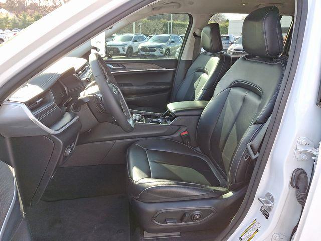 2023 Jeep Grand Cherokee L Vehicle Photo in WATERTOWN, CT 06795-3318