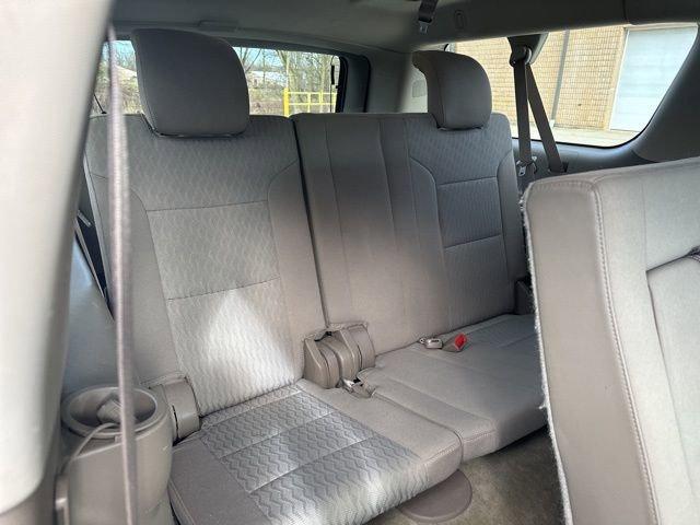 2015 GMC Yukon XL Vehicle Photo in MEDINA, OH 44256-9631