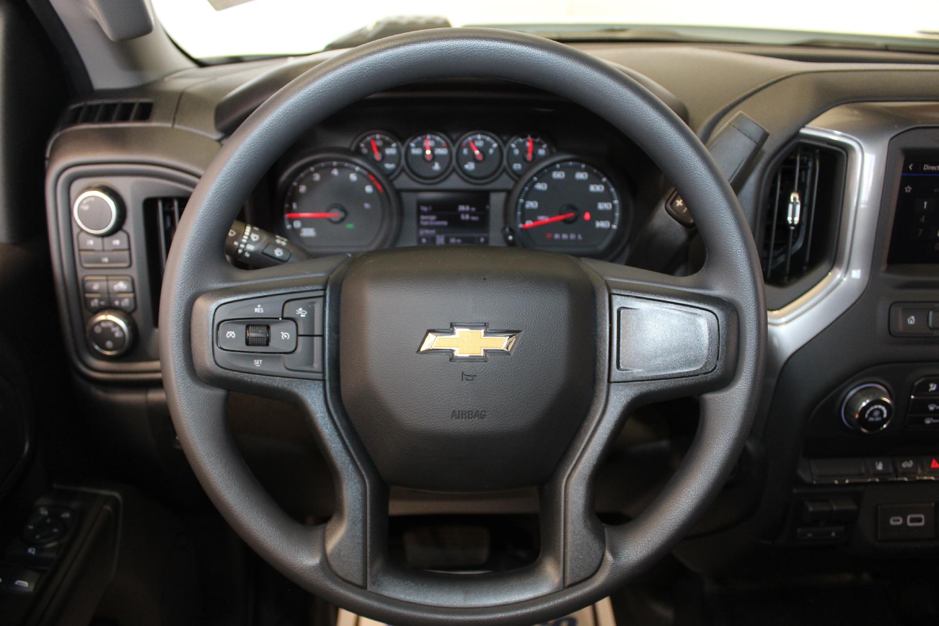 2025 Chevrolet Silverado 2500 HD Vehicle Photo in NORTHAMPTON, MA 01060-1120