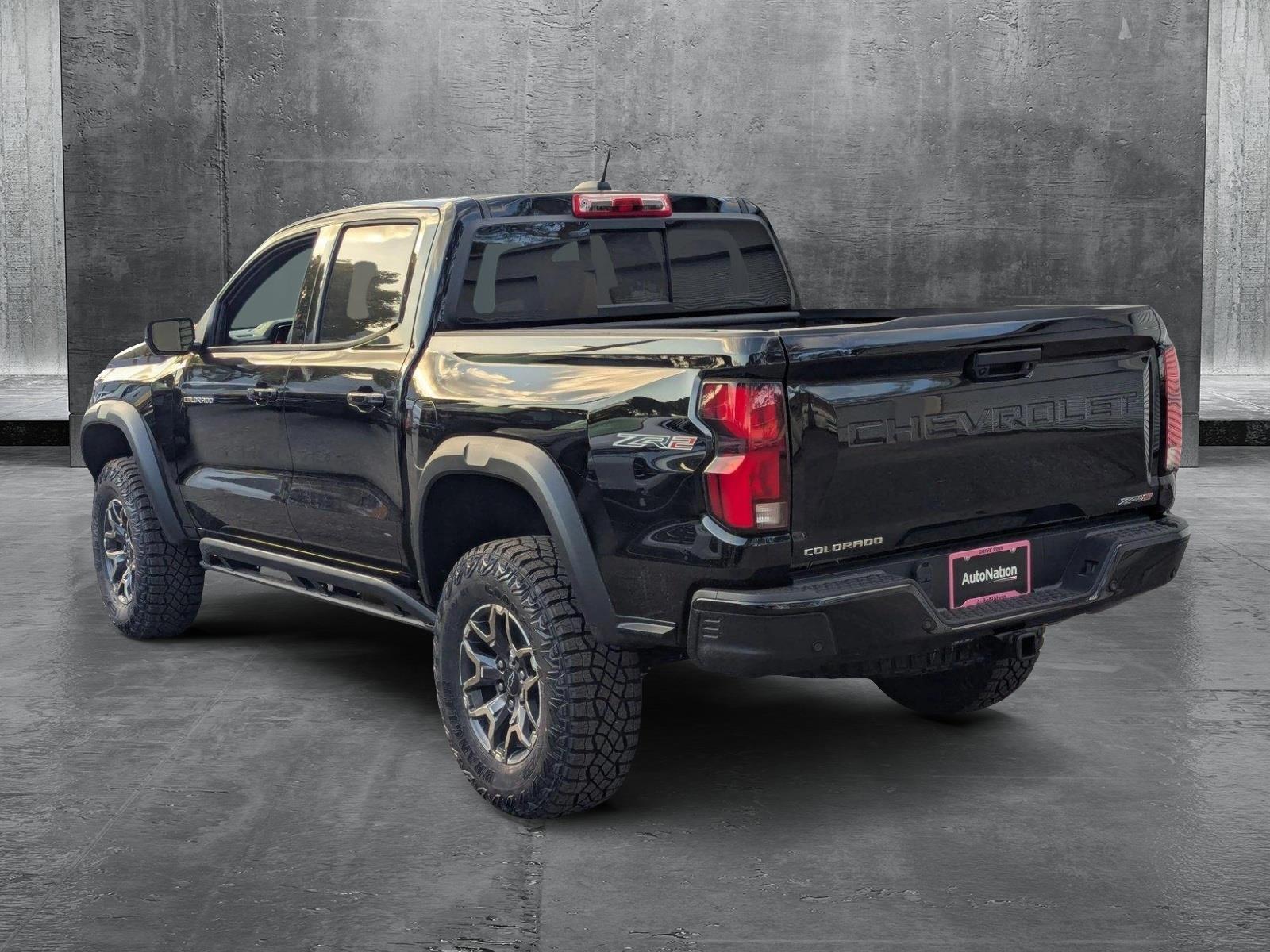 2025 Chevrolet Colorado Vehicle Photo in GREENACRES, FL 33463-3207