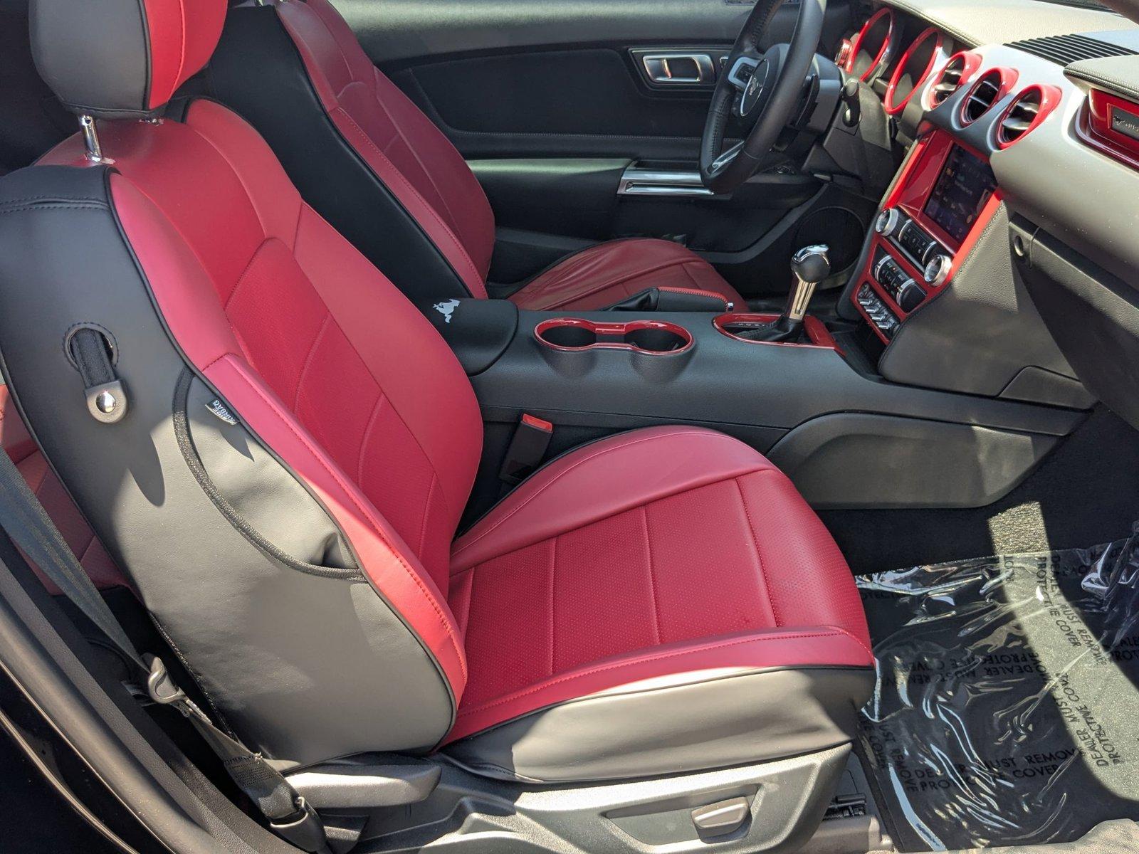 2022 Ford Mustang Vehicle Photo in St. Petersburg, FL 33713