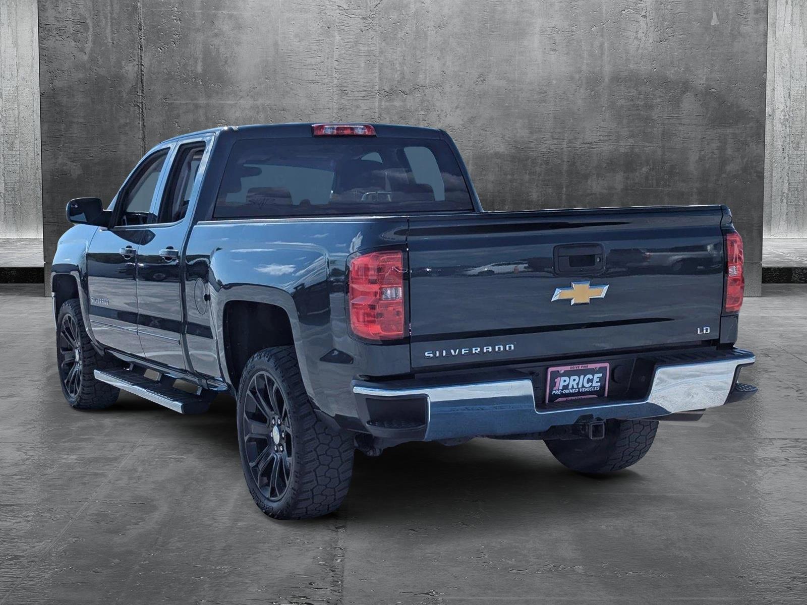 2019 Chevrolet Silverado 1500 LD Vehicle Photo in Ft. Myers, FL 33907