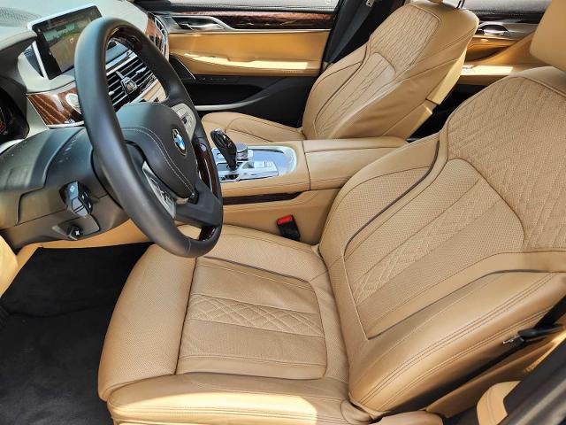 2022 BMW 740i Vehicle Photo in PLANO, TX 75024
