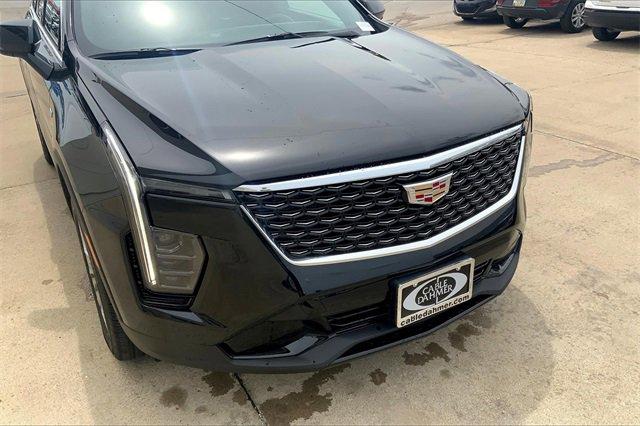 2024 Cadillac XT4 Vehicle Photo in TOPEKA, KS 66609-0000