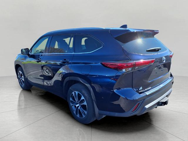 2022 Toyota Highlander Vehicle Photo in Oshkosh, WI 54904