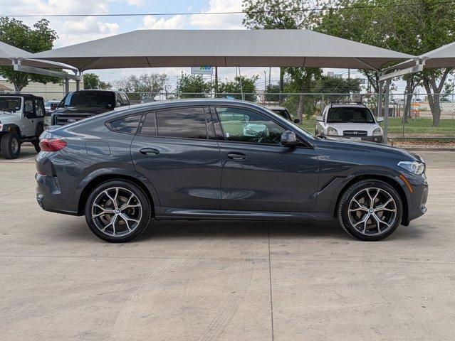 2022 BMW X6 xDrive40i Vehicle Photo in SELMA, TX 78154-1459