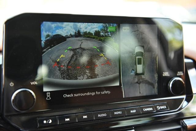 2025 Nissan Pathfinder Vehicle Photo in Ballwin, MO 63011