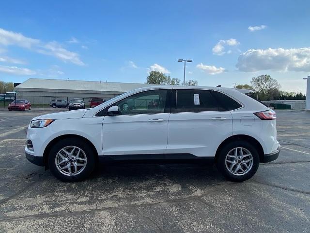 2024 Ford Edge Vehicle Photo in APPLETON, WI 54914-8833