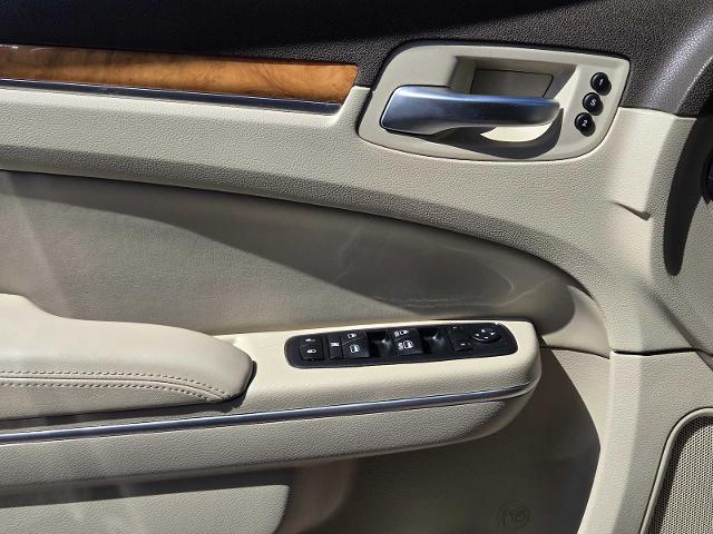 2014 Chrysler 300 Vehicle Photo in DENTON, TX 76210-9321