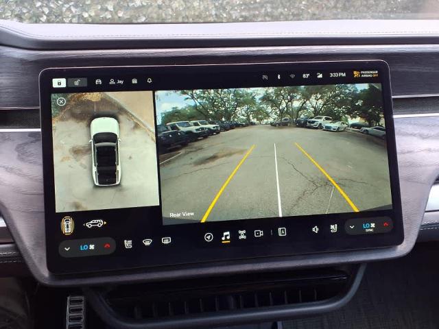 2023 Rivian R1S Vehicle Photo in San Antonio, TX 78230-1001