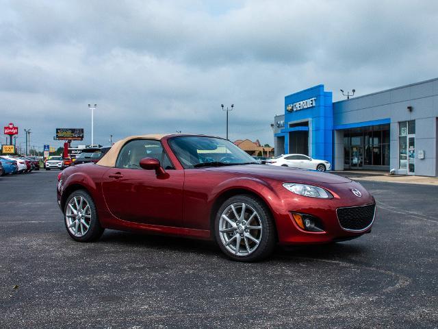 2010 Mazda MX-5 Miata Vehicle Photo in MADISON, IN 47250-1611