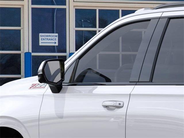 2025 Chevrolet Tahoe Vehicle Photo in ENGLEWOOD, CO 80113-6708