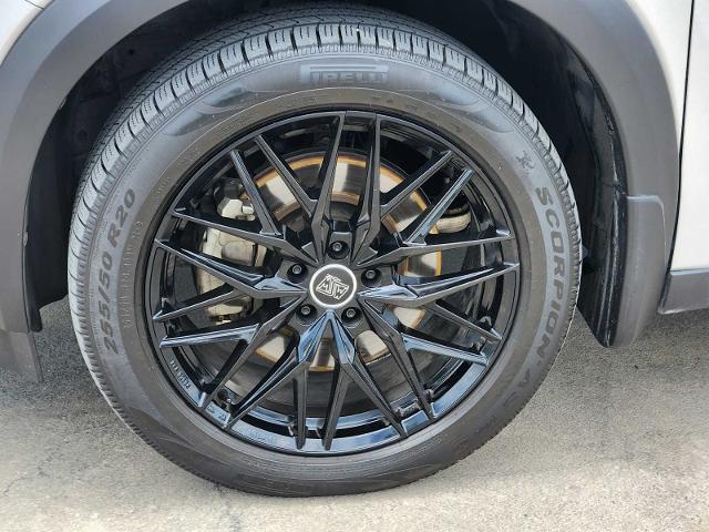 2022 Nissan Pathfinder Vehicle Photo in DENTON, TX 76210-9321