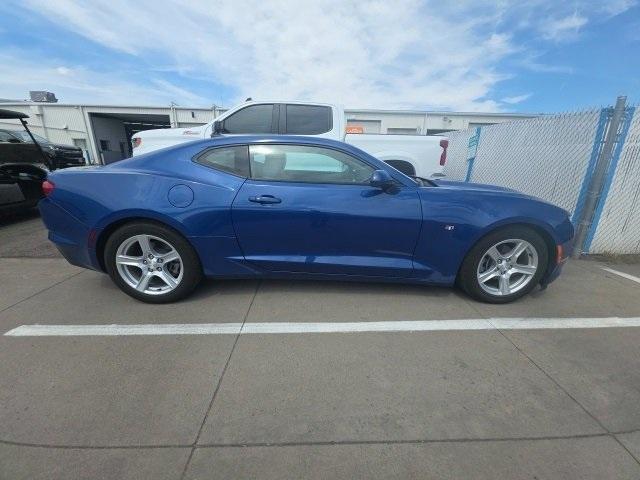 2022 Chevrolet Camaro Vehicle Photo in ENGLEWOOD, CO 80113-6708