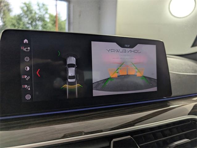 2019 BMW 530i xDrive Vehicle Photo in ENGLEWOOD, CO 80113-6708