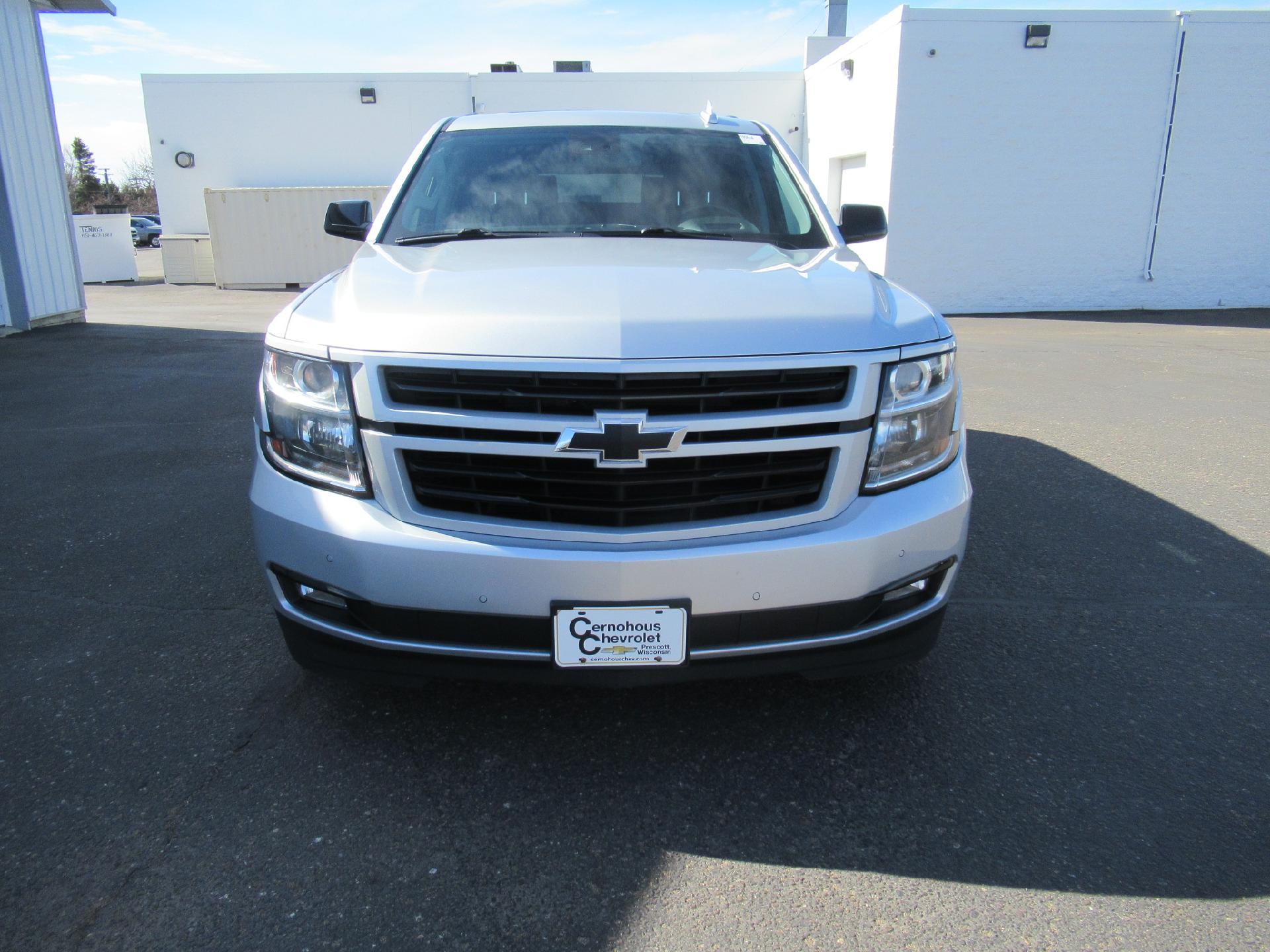 Used 2018 Chevrolet Tahoe Premier with VIN 1GNSKCKJXJR339105 for sale in Prescott, WI