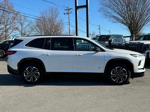 2025 Buick Enclave Vehicle Photo in LOWELL, MA 01852-4336