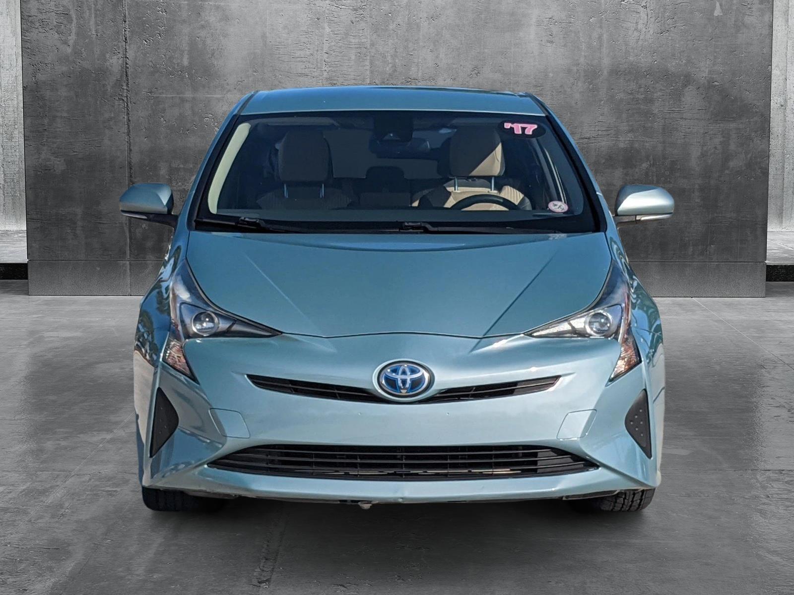 2017 Toyota Prius Vehicle Photo in Davie, FL 33331