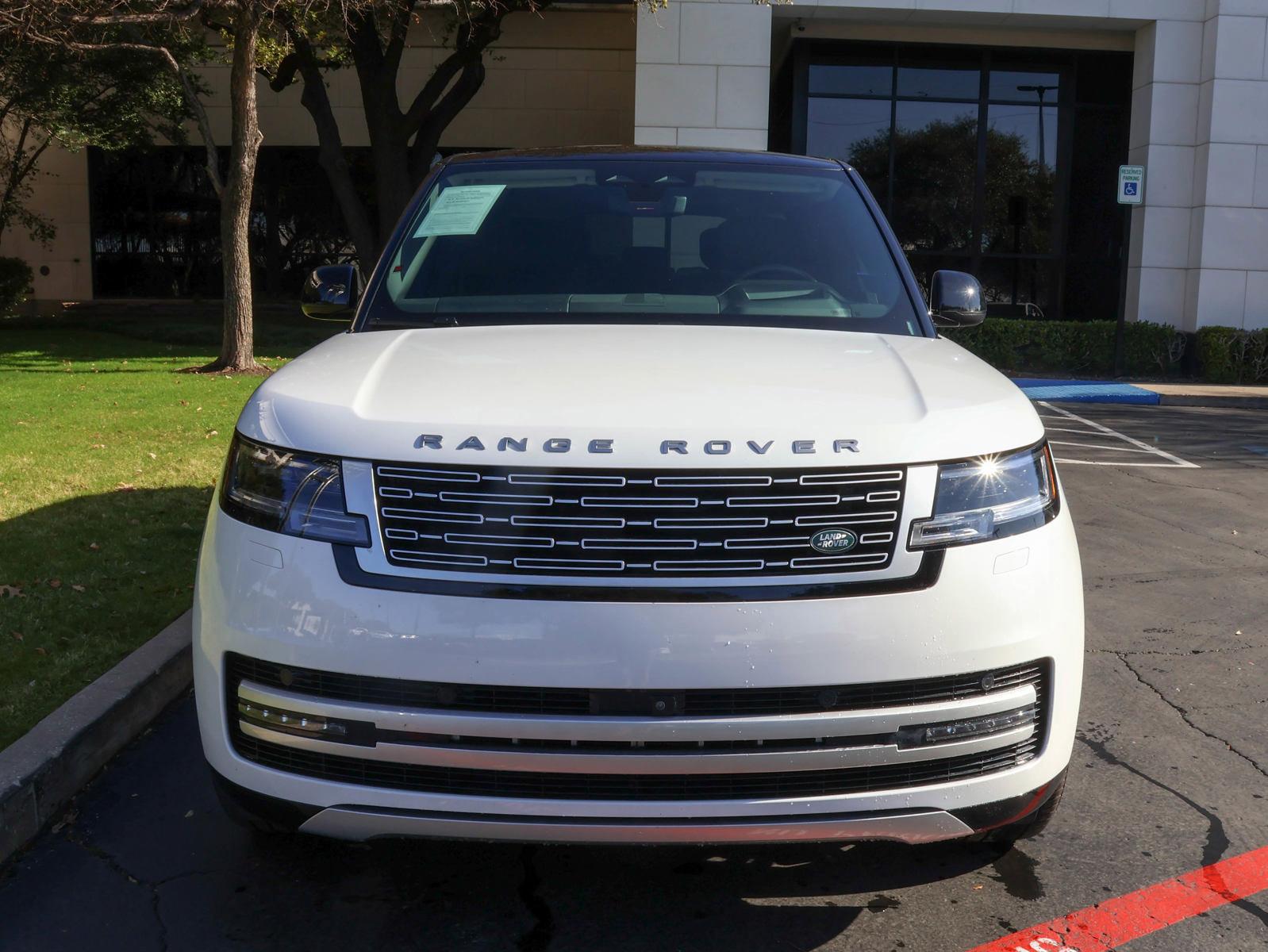 2024 Range Rover Vehicle Photo in DALLAS, TX 75209-3095