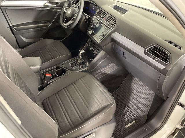 2023 Volkswagen Tiguan Vehicle Photo in PHOENIX, AZ 85014-3381
