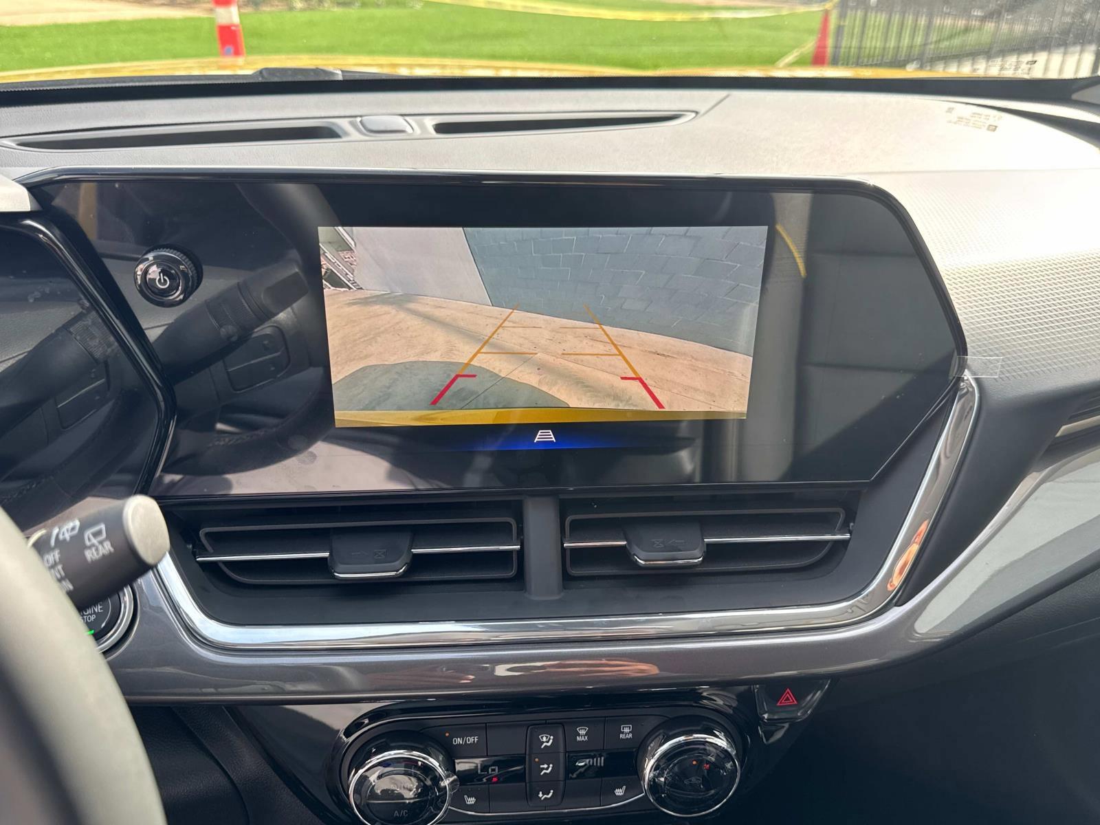 2025 Chevrolet Trax Vehicle Photo in LOS ANGELES, CA 90007-3794