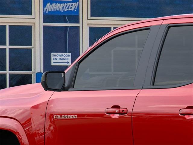 2024 Chevrolet Colorado Vehicle Photo in ENGLEWOOD, CO 80113-6708
