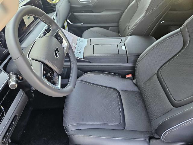 2025 INFINITI QX80 Vehicle Photo in Fort Worth, TX 76132