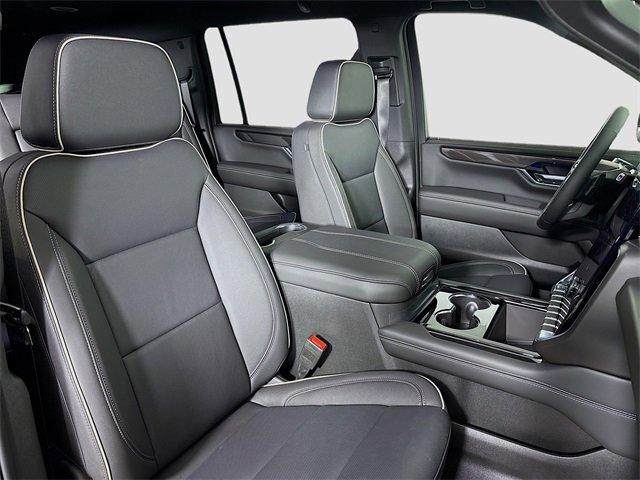 2025 GMC Yukon XL Vehicle Photo in PUYALLUP, WA 98371-4149